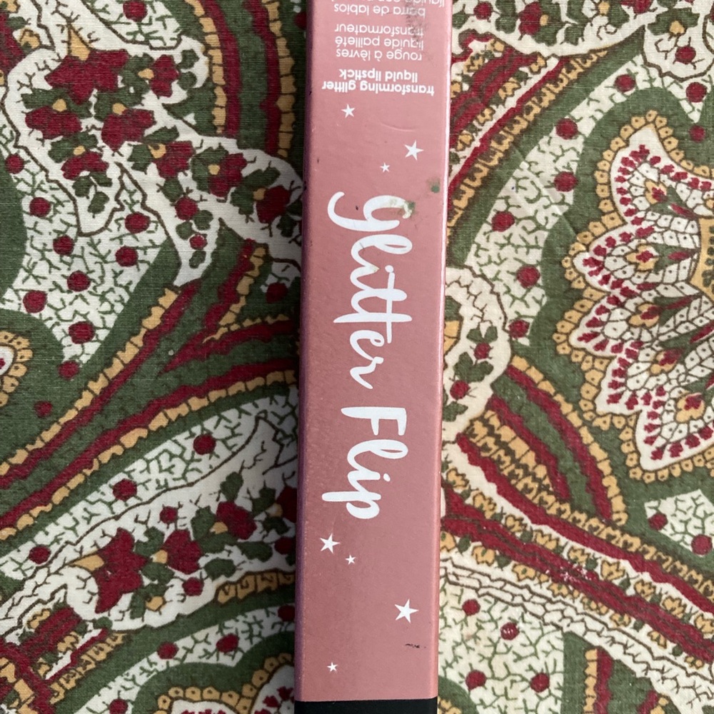 Glitter flip lipstick